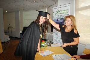 Graduacion del Curso de Cosmetología en Imagen Internacional